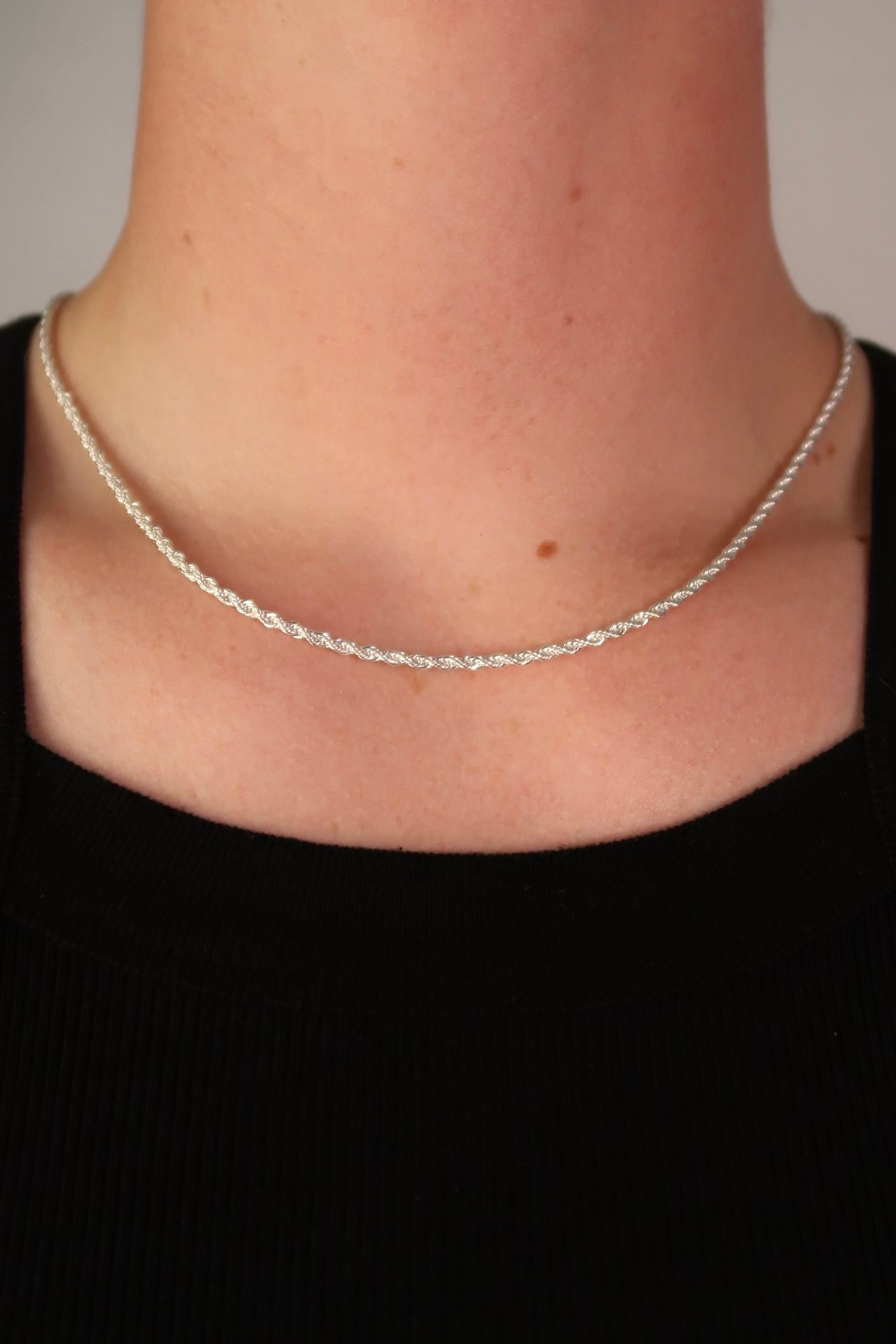 The Small Rope Silver Chain