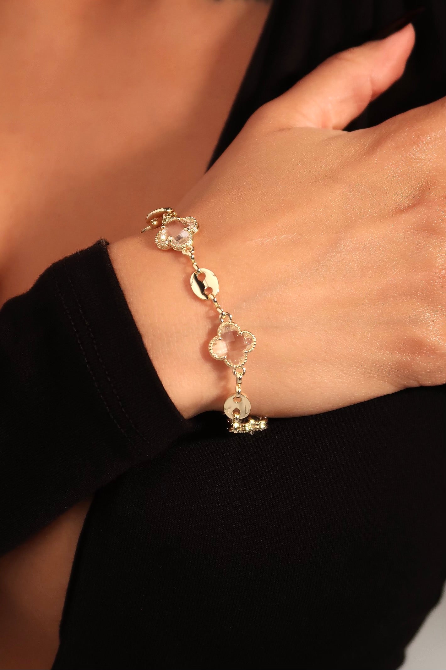 The Deluxe Clover Gold Bracelet
