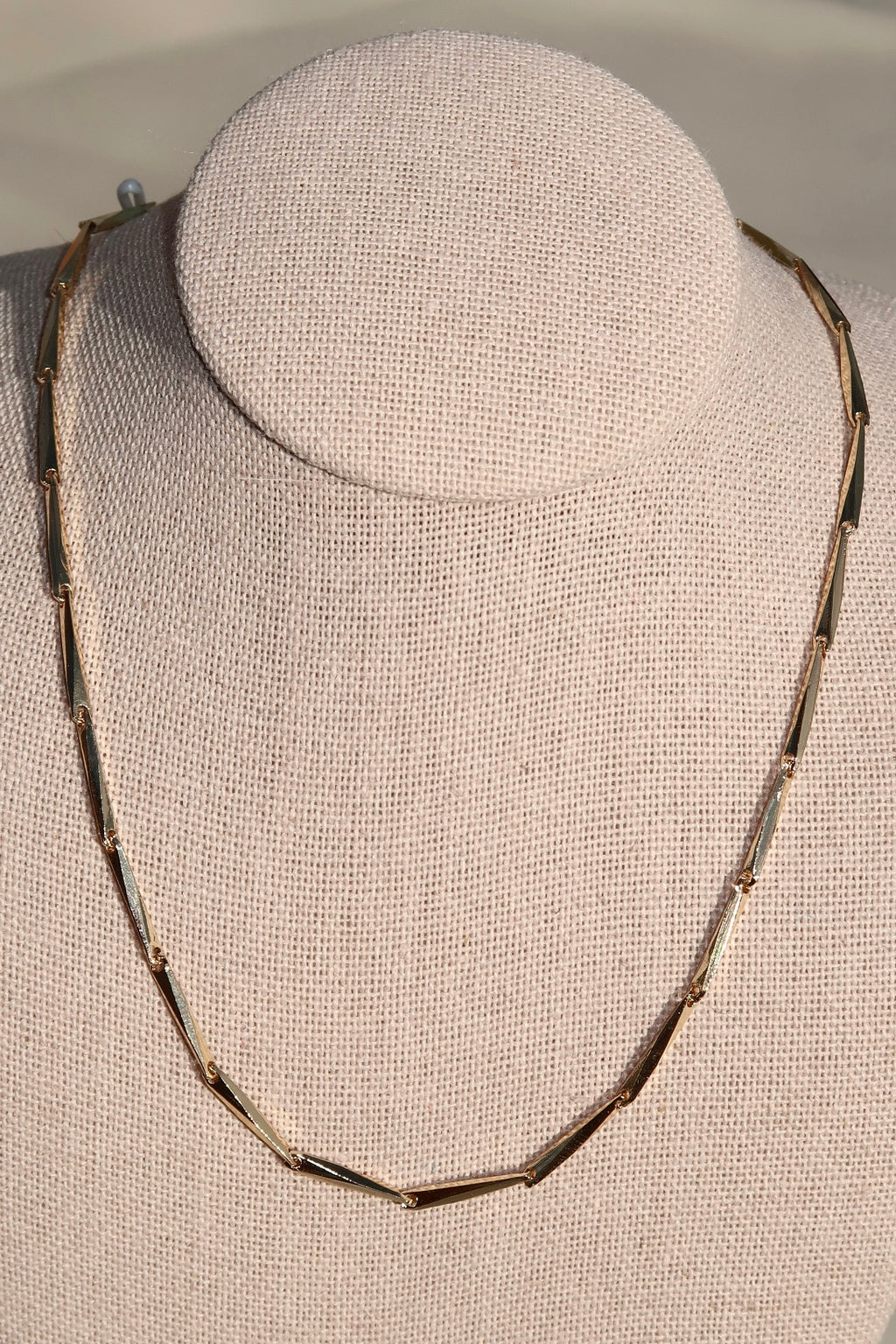 The Dagger Gold Chain
