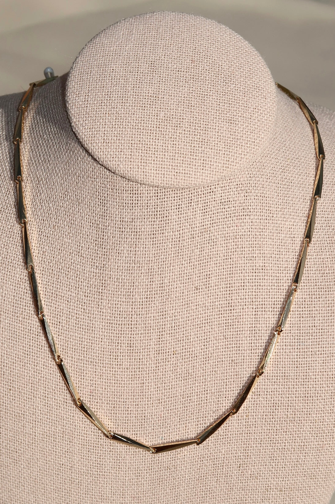 The Dagger Gold Chain