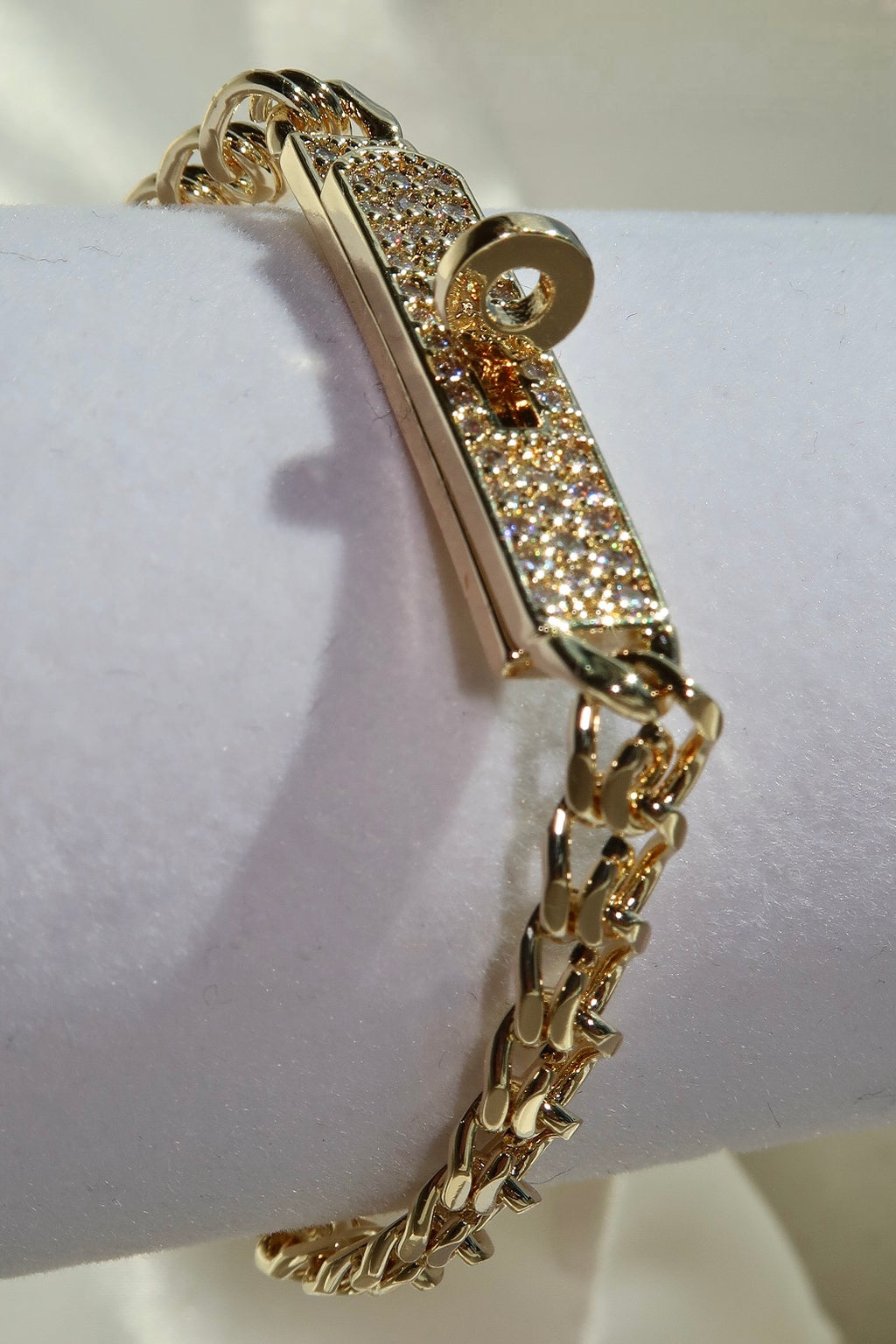 The Diamond Lock Gold Bracelet