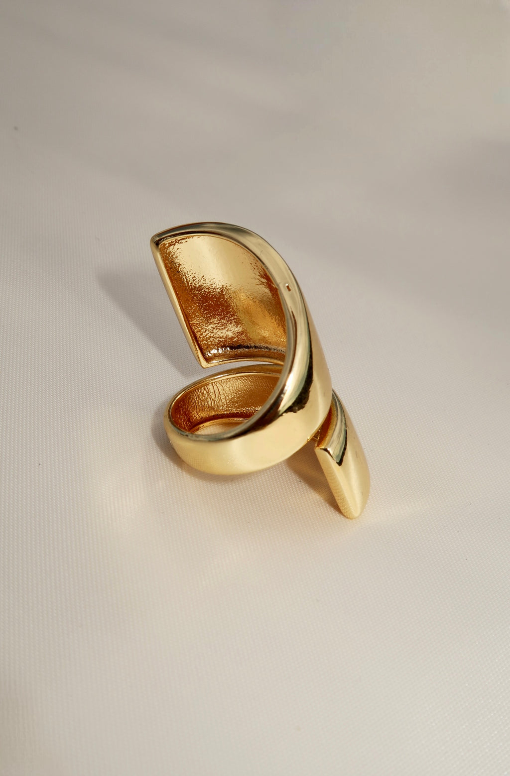 The Spiral Ring