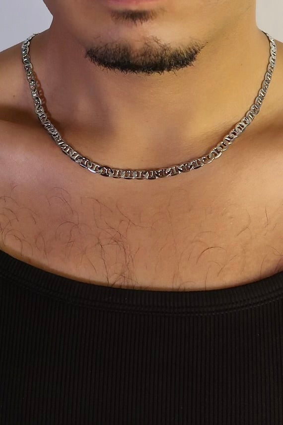 The Large Flat Mariner Silver Chain