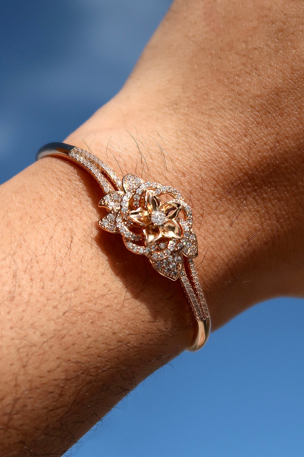 The Flower Diamond Rose Gold Bangle