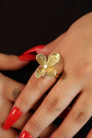 The Open Flower Ring