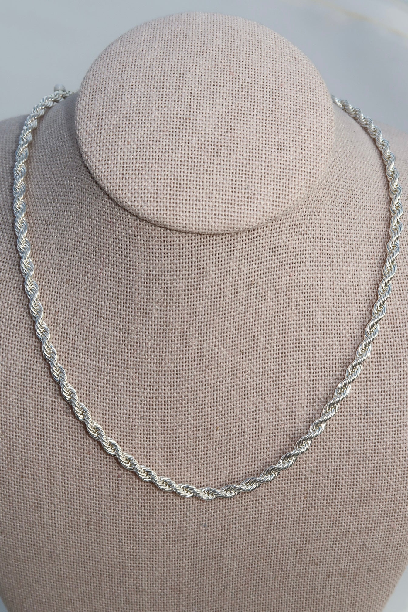 The Small Rope Silver Chain