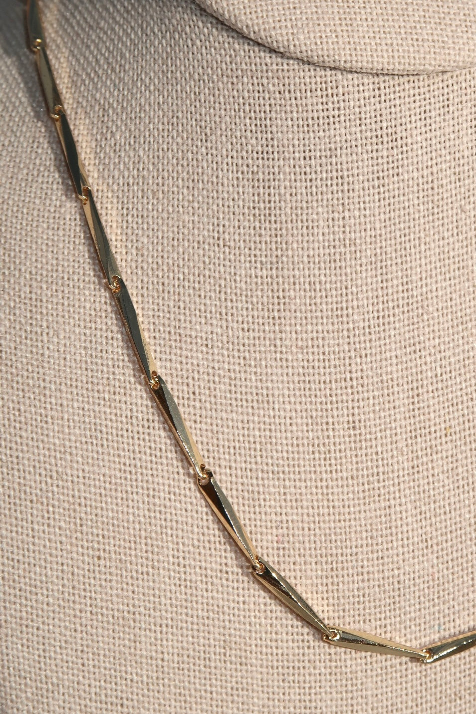 The Dagger Gold Chain
