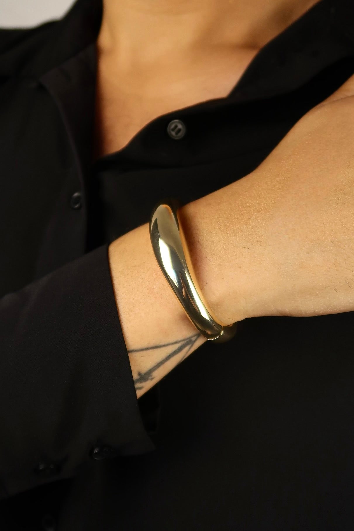 The Small Lock Gold Bangle