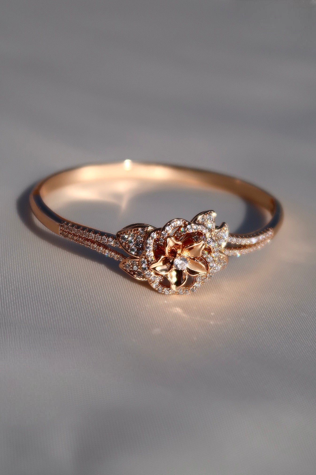 The Flower Diamond Rose Gold Bangle