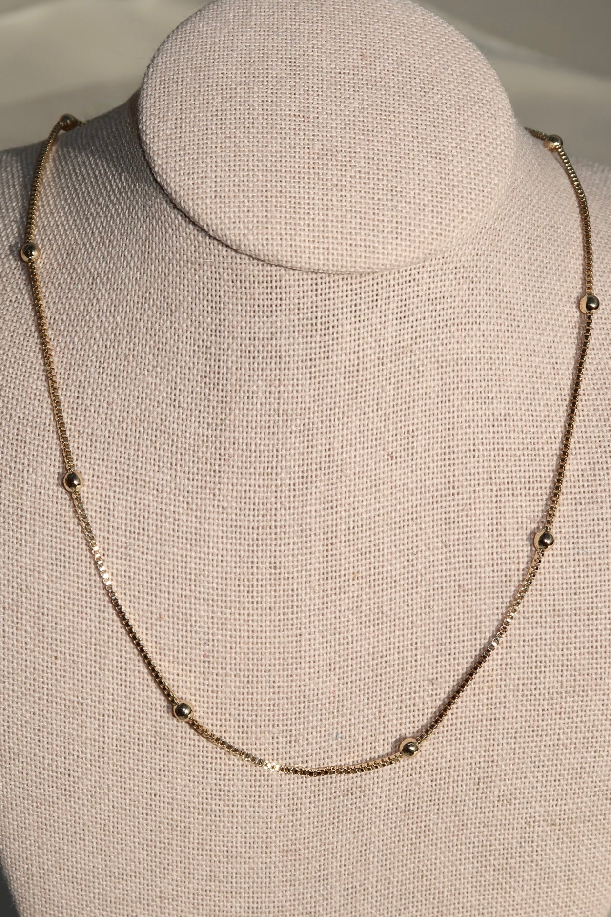 The Saturn Box Gold Chain