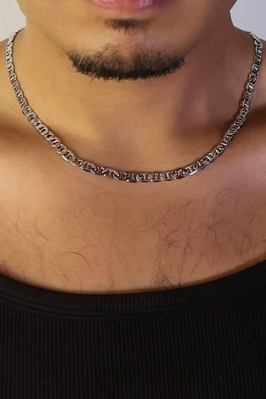 The Large Flat Mariner Silver Chain