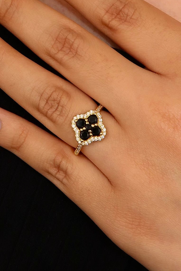 The Clover Ring