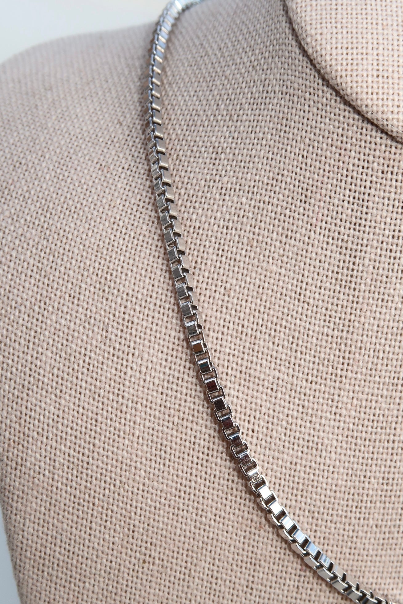 The Large Box Silver Chain