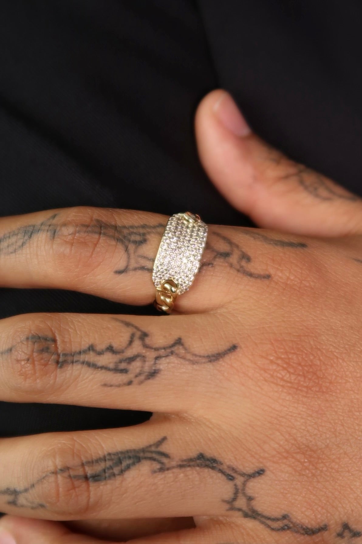 The Chain Band Plate Ring