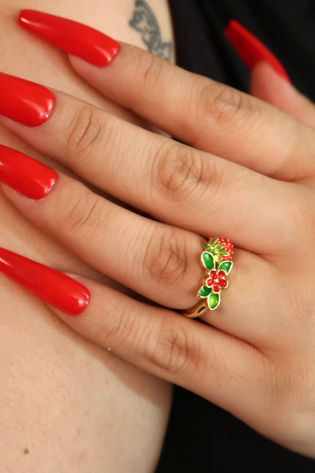 The Strawberry Garden Ring