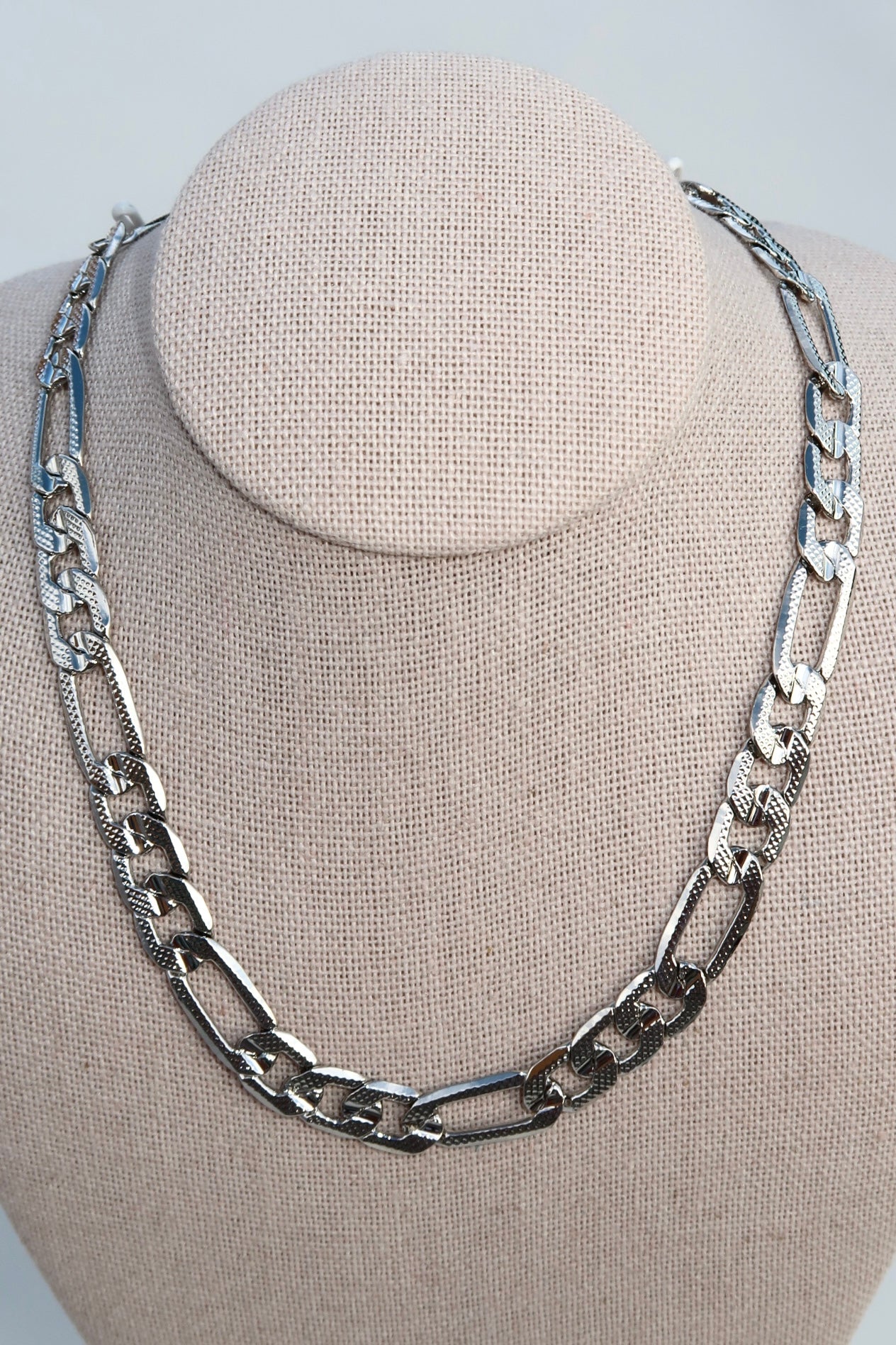 The Large Figaro Silver Chain